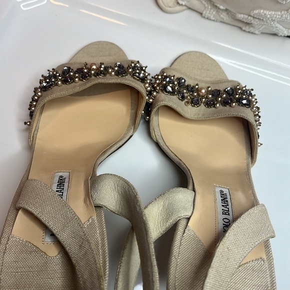 MANOLO BLAHNIK JEWELED HEELS - Picture 6 of 10